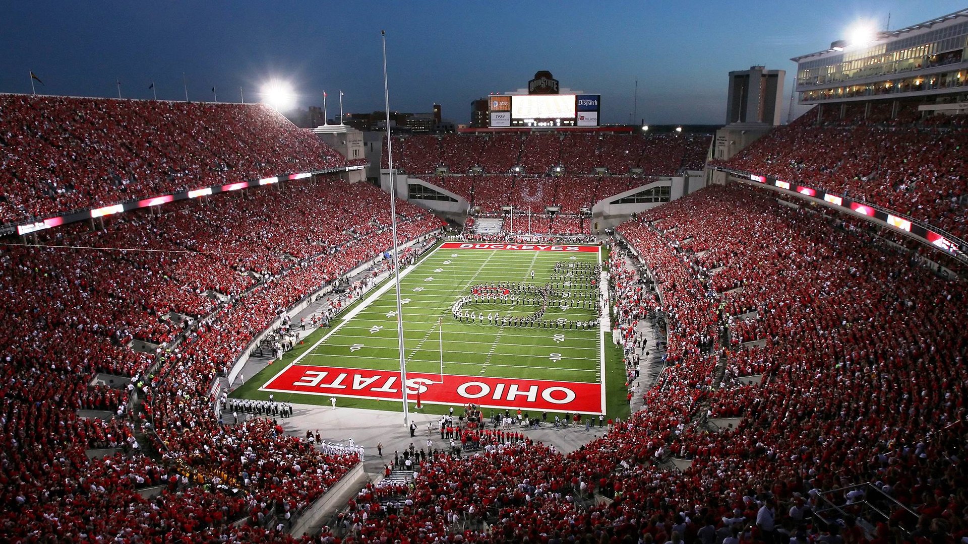 利物浦在欧冠赛场奋勇争先，目标再登顶